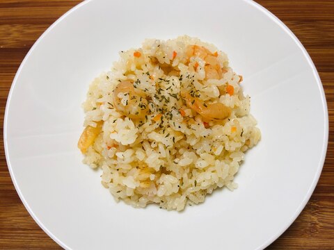 炊飯器だけで作る海老ピラフ